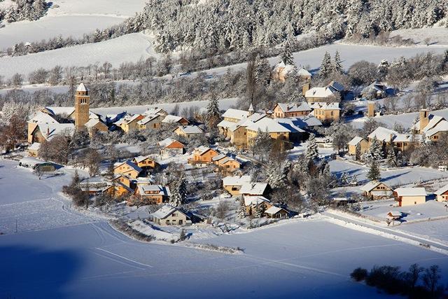 Le Gite Des Faucons Номер фото